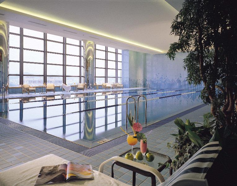 Ambassador Hotel Hsinchu Facilități foto The pool at the Westin Palace, Brussels